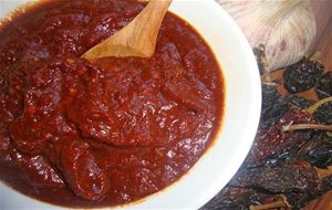 Salsa De Chile Morita 
