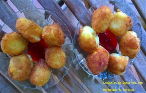 Croquetas De Queso Brie Con Mermelada De Cerezas
