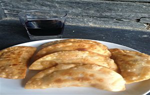 Empanadillas De Atún Y Aceitunas
