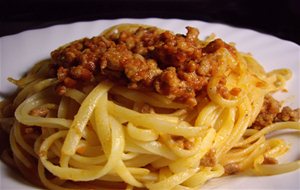 Tallarines A La Boloñesa (ragú)