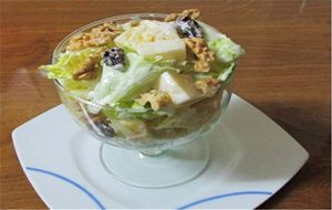 Ensalada Con Salsa De Yogur Y Mayonesa
